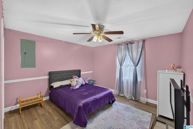 2122 VICKI DRIVE, Birmingham, AL 35235