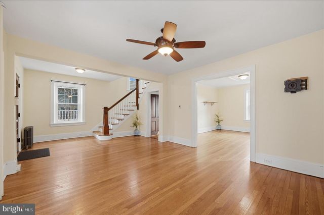 329 N MILDRED ST, Charles Town, WV 25414