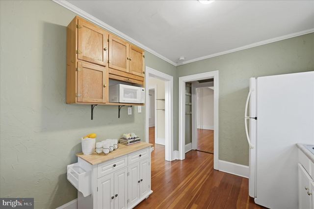 329 N MILDRED ST, Charles Town, WV 25414