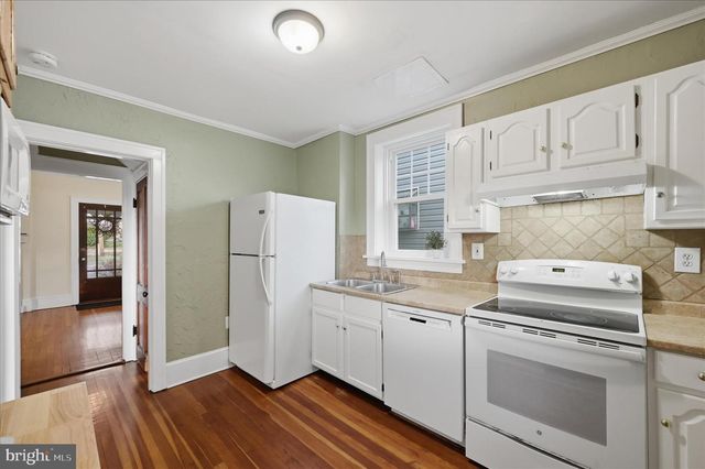 329 N MILDRED ST, Charles Town, WV 25414