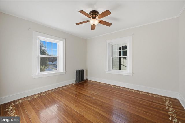 329 N MILDRED ST, Charles Town, WV 25414