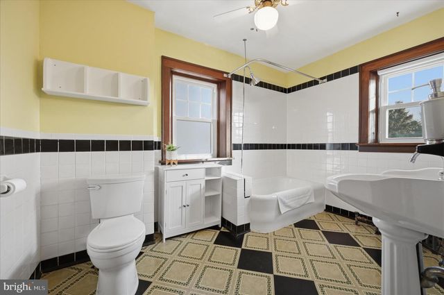 329 N MILDRED ST, Charles Town, WV 25414