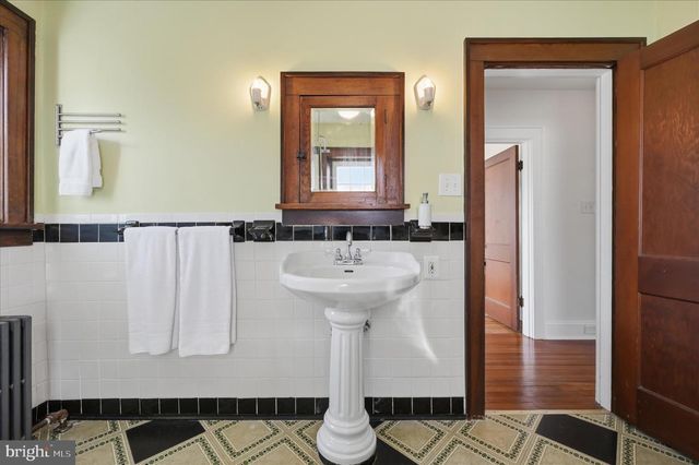 329 N MILDRED ST, Charles Town, WV 25414