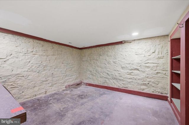 329 N MILDRED ST, Charles Town, WV 25414