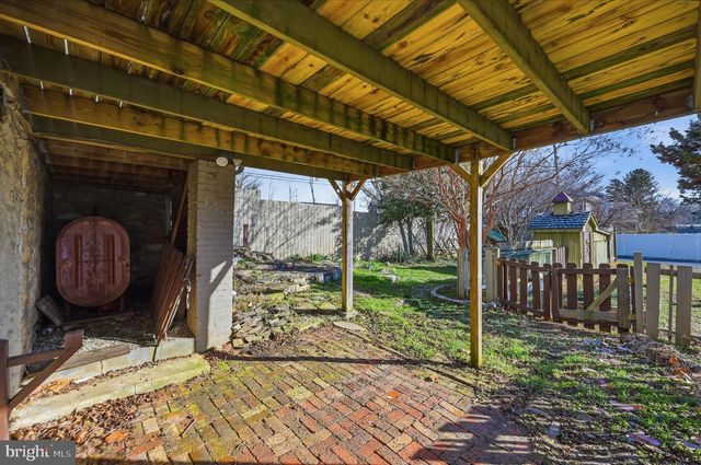 329 N MILDRED ST, Charles Town, WV 25414