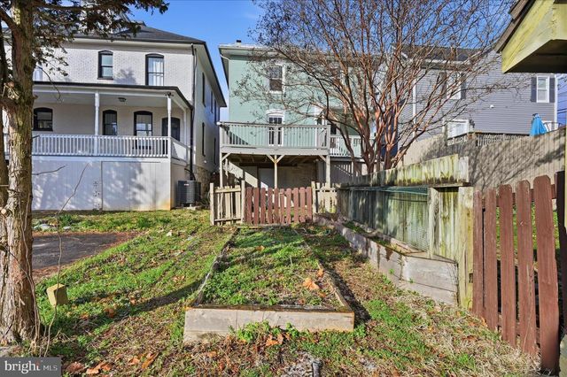 329 N MILDRED ST, Charles Town, WV 25414