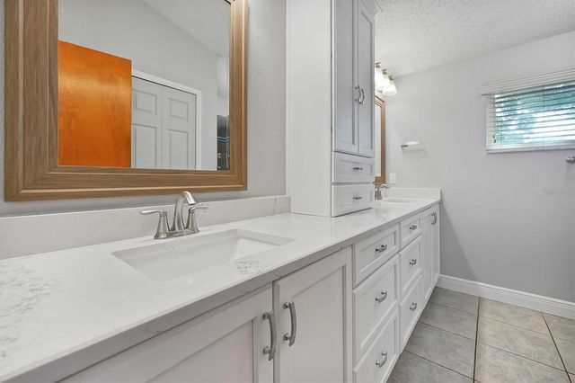 1013 GAMMAGE POINT, Oviedo, FL 32765