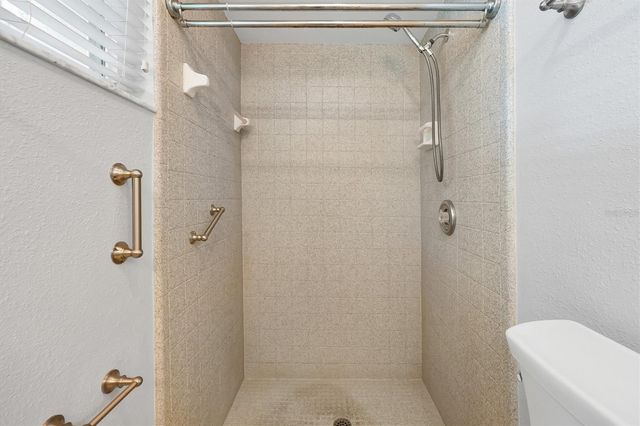 1013 GAMMAGE POINT, Oviedo, FL 32765