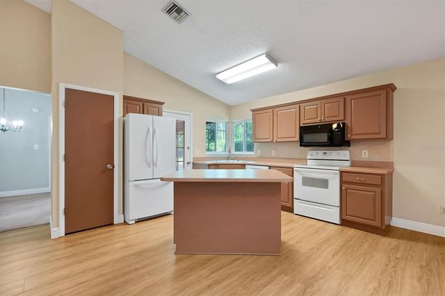 1013 GAMMAGE POINT, Oviedo, FL 32765