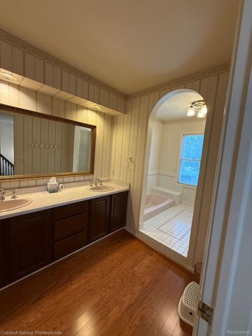 1522 High Hollow Drive, Ann Arbor, MI 48103