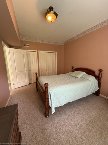 1522 High Hollow Drive, Ann Arbor, MI 48103