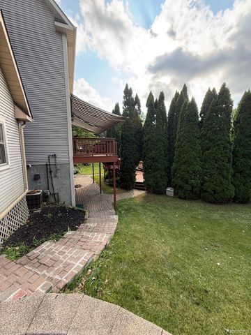 1522 High Hollow Drive, Ann Arbor, MI 48103