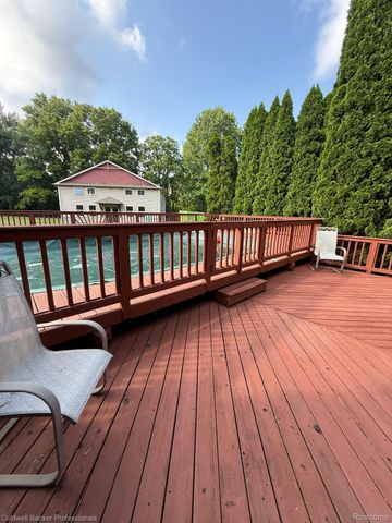 1522 High Hollow Drive, Ann Arbor, MI 48103