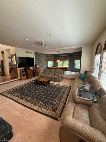 1522 High Hollow Drive, Ann Arbor, MI 48103