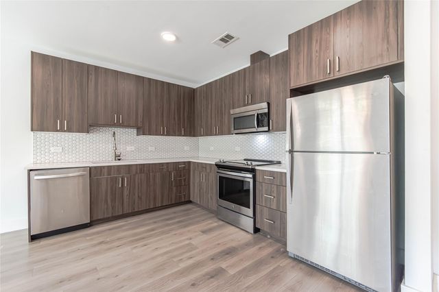 2213 Poquito ST 225, Austin, TX 78722
