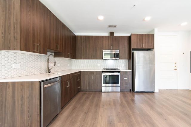 2213 Poquito ST 225, Austin, TX 78722