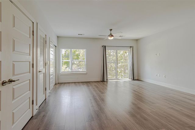 2213 Poquito ST 225, Austin, TX 78722
