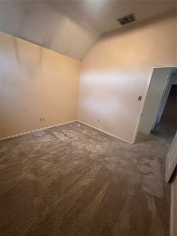 1409 Post Oak Drive, Rowlett, TX 75089