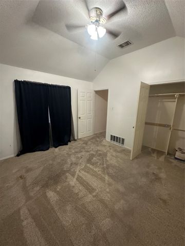 1409 Post Oak Drive, Rowlett, TX 75089