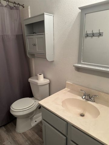 1409 Post Oak Drive, Rowlett, TX 75089