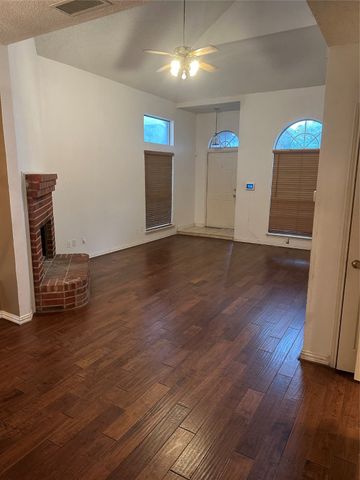 1409 Post Oak Drive, Rowlett, TX 75089