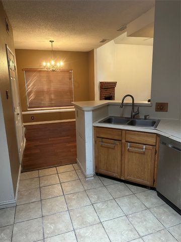 1409 Post Oak Drive, Rowlett, TX 75089