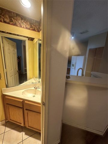 1409 Post Oak Drive, Rowlett, TX 75089