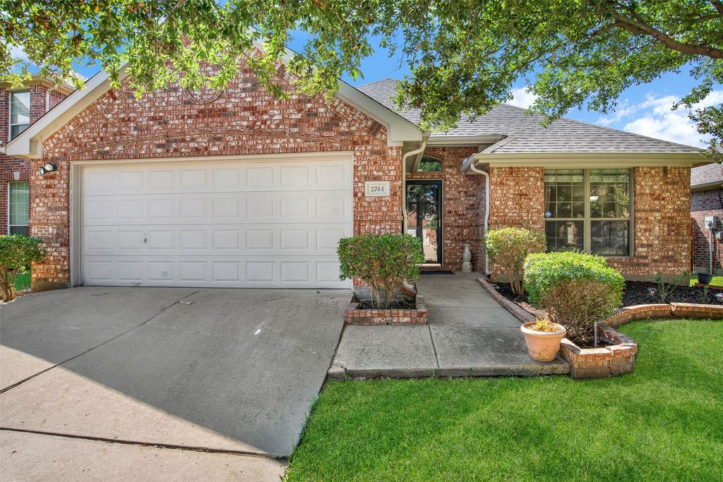 2744 Cascade Cove Drive, Little Elm, TX 75068