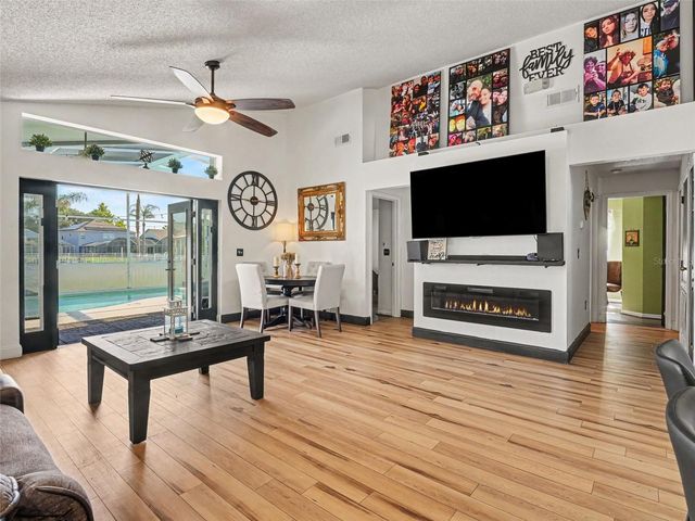 550 BUCKINGHAM CIRCLE, Davenport, FL 33897