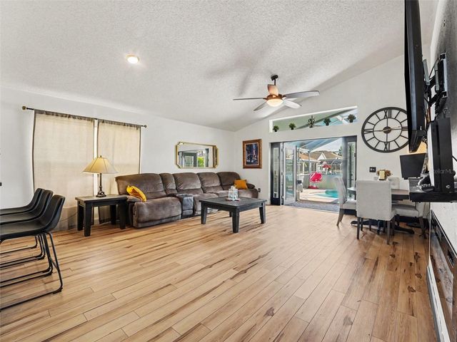 550 BUCKINGHAM CIRCLE, Davenport, FL 33897