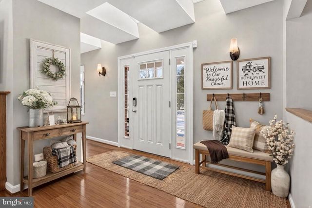 8564 OPAL RD, Warrenton, VA 20186