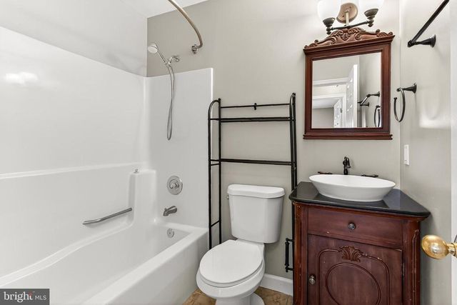 8564 OPAL RD, Warrenton, VA 20186