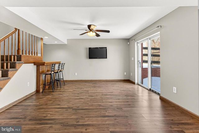 8564 OPAL RD, Warrenton, VA 20186