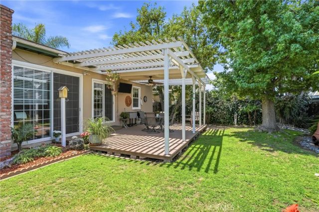 331 E Barkley, Orange, CA 92867