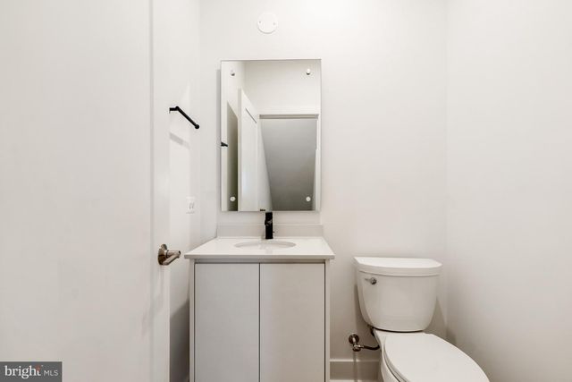 1125 POLARIS RD, Rockville, MD 20854