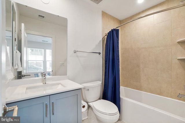 1125 POLARIS RD, Rockville, MD 20854