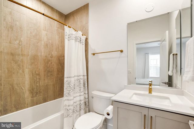 1125 POLARIS RD, Rockville, MD 20854