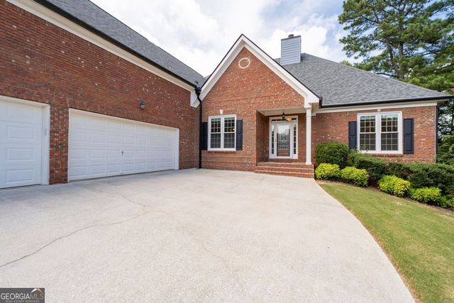 2777 Chinquapin Court, Buford, GA 30519