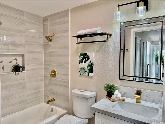 86-356 Kawili Street, Waianae, HI 96792