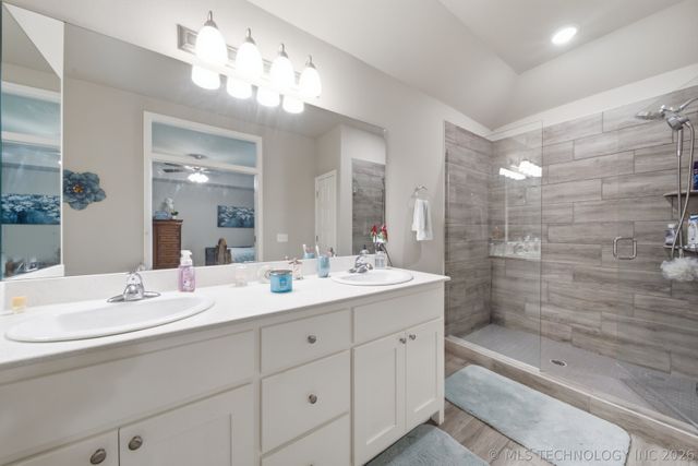 733 E 139th Place, Glenpool, OK 74033