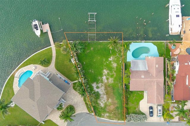 11080 8TH STREET E, Treasure Island, FL 33706