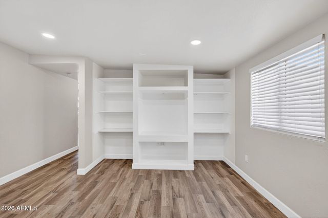 1540 W 6TH Drive, Mesa, AZ 85202