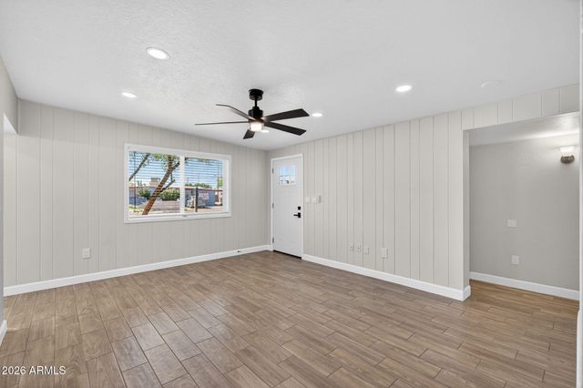 1540 W 6TH Drive, Mesa, AZ 85202