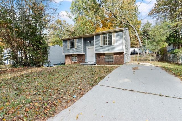 2116 Scarbrough Road, Stone Mountain, GA 30088