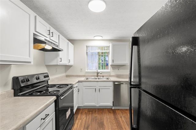 2116 Scarbrough Road, Stone Mountain, GA 30088