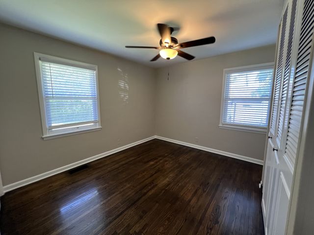 809 Colfax Dr, SE, Nashville, TN 37214