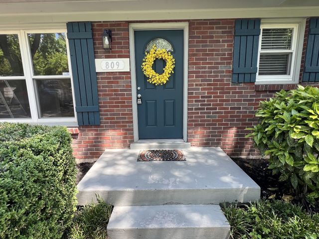 809 Colfax Dr, SE, Nashville, TN 37214