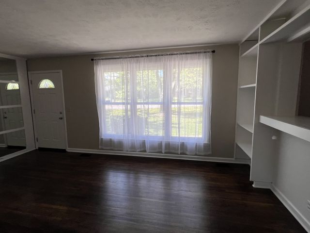 809 Colfax Dr, SE, Nashville, TN 37214