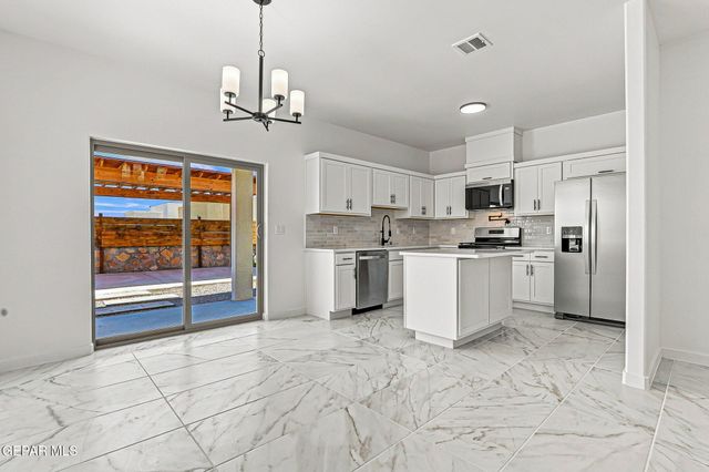 13909 Paseo Perlas Drive, El Paso, TX 79928