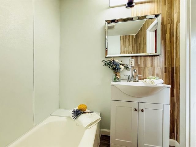 238 Malden St, Revere, MA 02151